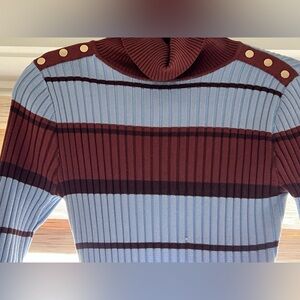 Almost Famous Striped Long Sleeve Women’s Dress has small snag on the torso area